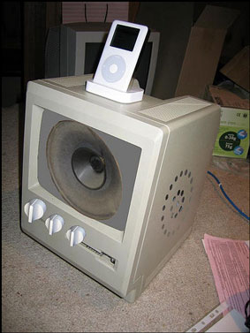 macplusspeaker.jpg